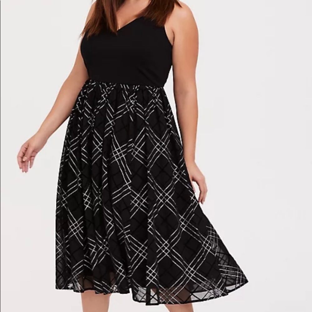 Torrid size 20 silver Plaid midi dress